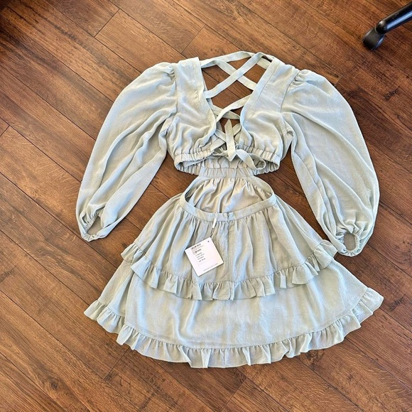 ELLIATT CUTOUT DRESS MINI SAGE S - Picture 6 of 8